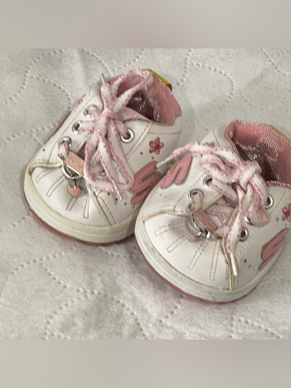 Build A Bear SKETCHERS Sneakers Pink Flower Shoes White Teddy Bear Sparkle